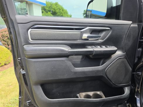 Used 2020 RAM 1500 Big Horn RWD image 17