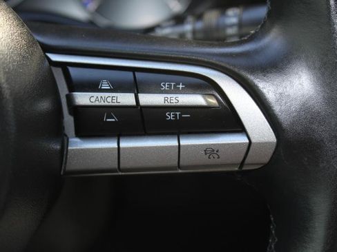 Used 2023 MAZDA MAZDA3 s FWD image 23