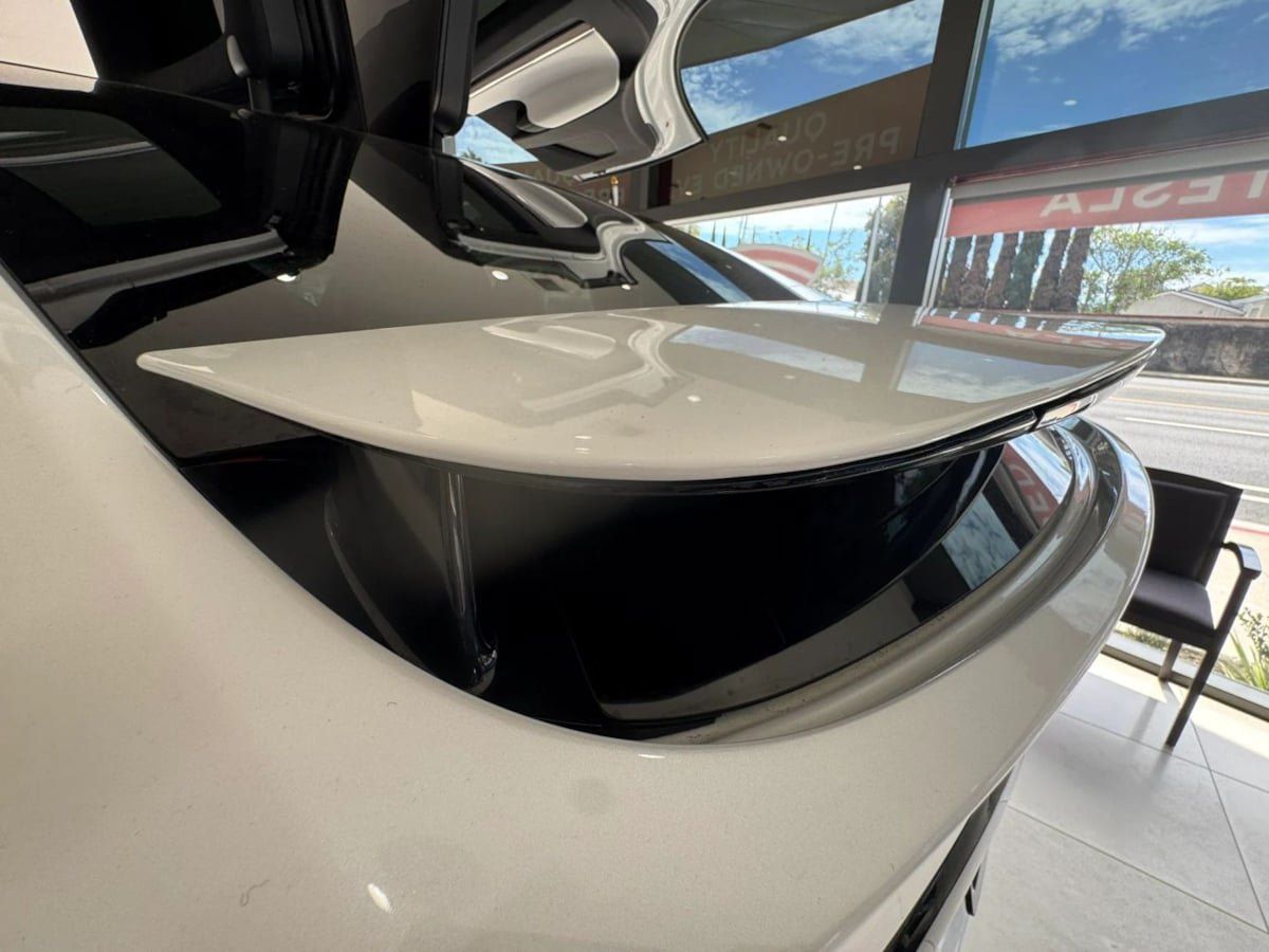 Used 2023 Tesla Model X AWD/4WD image 57