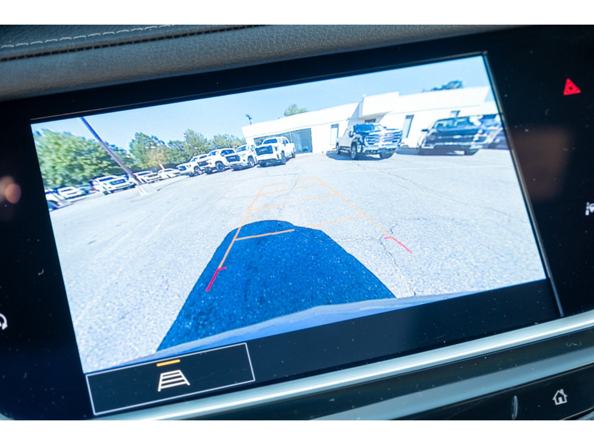 Used 2023 Cadillac XT6 Luxury FWD image 25