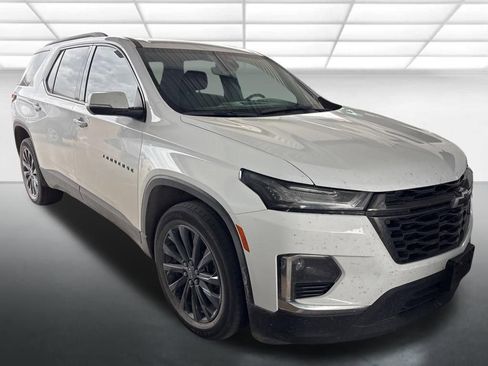 Used 2023 Chevrolet Traverse RS w/ LPO, Floor Liner Package AWD/4WD image 1