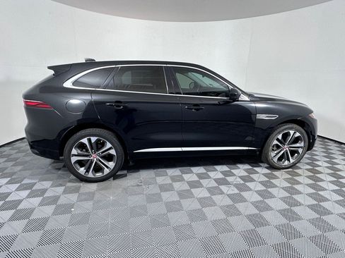 Used 2023 Jaguar F-PACE S image 7