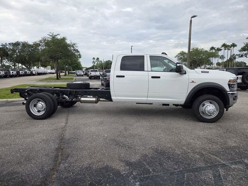 New 2026 RAM 5500 Tradesman w/ Chrome Appearance Group AWD/4WD image 4