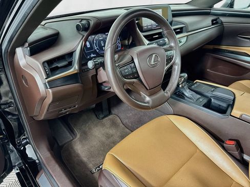 Certified 2020 Lexus ES 350 w/ Accessory Package 2 FWD image 9