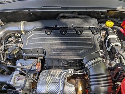 Used 2023 Jeep Renegade Latitude image 23
