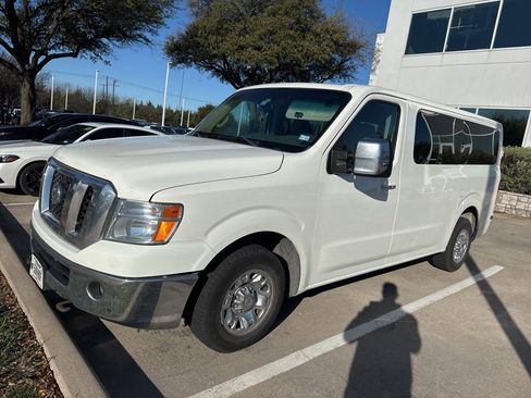 Used 2014 Nissan NV 3500 SL w/ Technology Package image 1