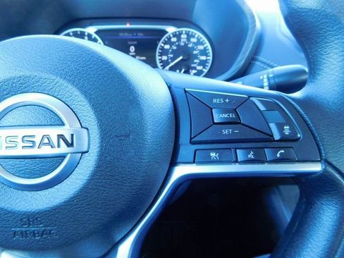 Used 2023 Nissan Sentra SV image 23