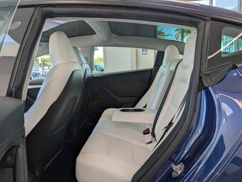 Used 2023 Tesla Model 3 Standard Range RWD image 7