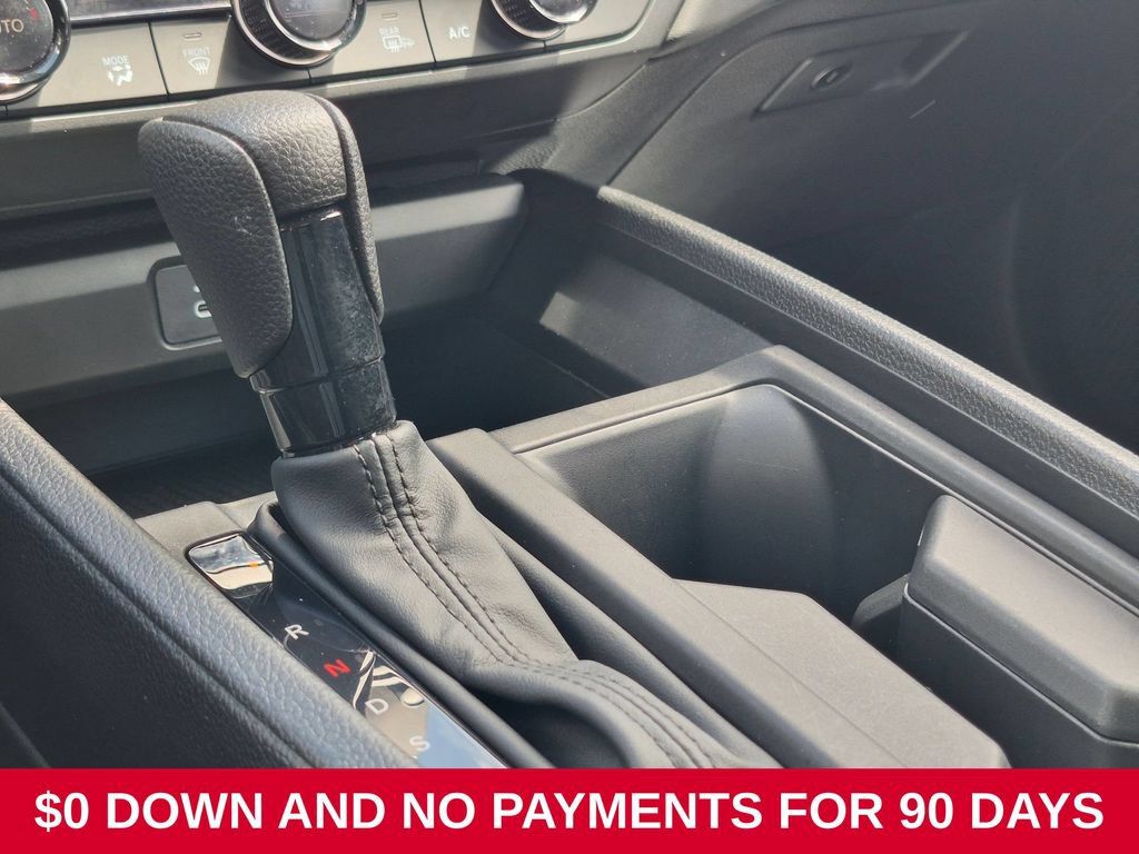 Used 2025 Honda Accord SE image 19