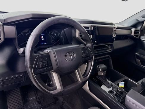 Used 2025 Toyota Tundra SR5 w/ SR5 Convenience Package AWD/4WD image 9