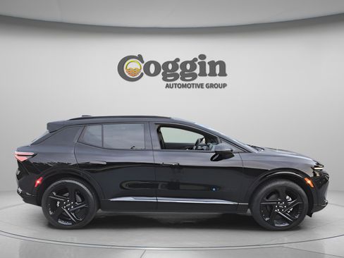 New 2025 Chevrolet Equinox EV RS w/ Convenience Package II image 4