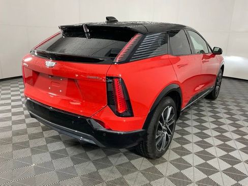 New 2026 Cadillac Optiq Sport 1 w/ LPO, Floor Liner Package AWD/4WD image 6