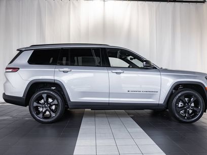 New 2025 Jeep Grand Cherokee L Limited w/ Luxury Tech Group II