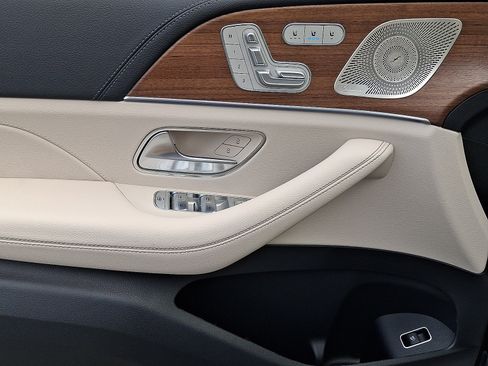 New 2026 Mercedes-Benz GLE 350 4MATIC image 8