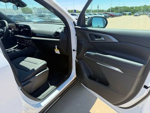 New 2026 Chevrolet Traverse LT AWD/4WD image 50