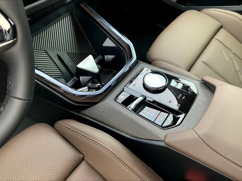 Used 2026 BMW X3 xDrive30 w/ Premium Package image 8