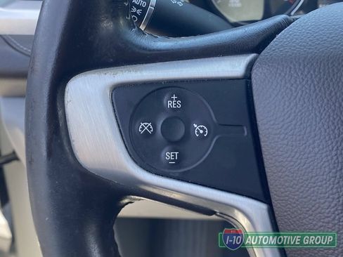 Used 2020 GMC Acadia SLE w/ Driver Convenience Package FWD image 24