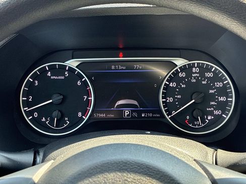 Used 2024 Nissan Sentra SV FWD image 32