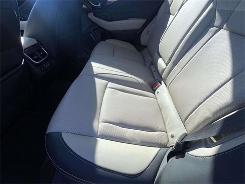 Used 2022 Subaru Outback Limited image 12