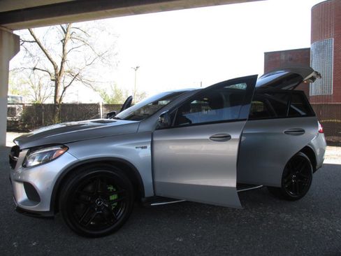 Used 2019 Mercedes-Benz GLE 43 AMG 4MATIC Coupe image 32
