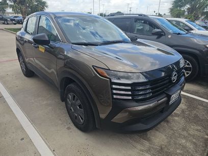 Used 2025 Nissan Kicks S