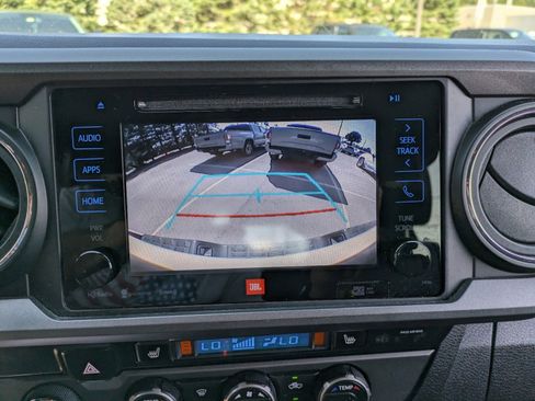 Used 2019 Toyota Tacoma 4x4 Double Cab image 14