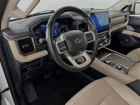 Used 2024 Ford Expedition Max Limited image 9