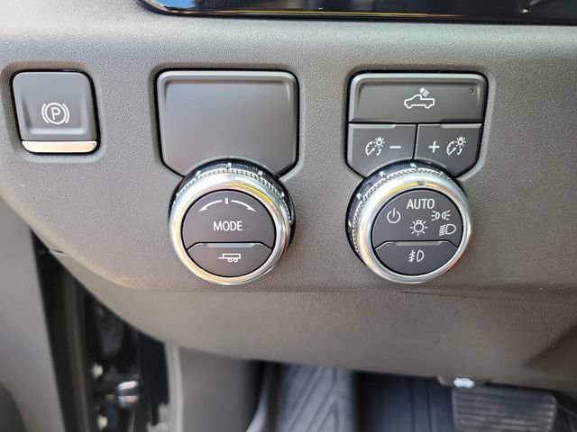 Used 2025 GMC Sierra 1500 Elevation w/ Preferred Package RWD image 14