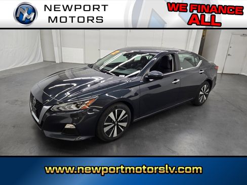 Used 2022 Nissan Altima 2.5 SV FWD image 1