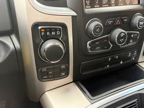Used 2017 RAM 1500 Big Horn AWD/4WD image 27