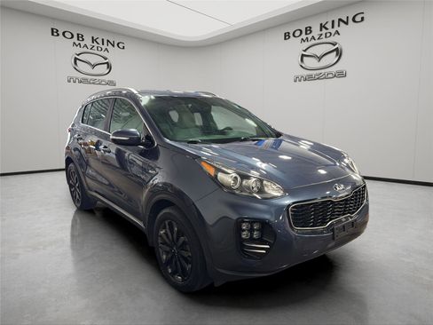 Used 2018 Kia Sportage EX w/ EX Sport Appearance Package AWD/4WD image 7