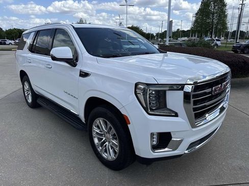 Used 2021 GMC Yukon SLT w/ SLT Premium Package RWD image 3
