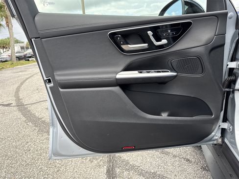 Used 2025 Mercedes-Benz GLC 300 GLC 300 Coupe image 35