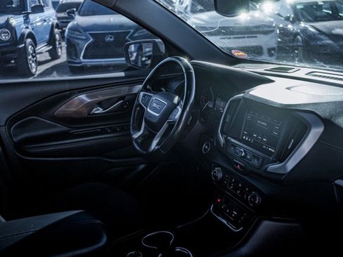 Used 2020 GMC Terrain SLE image 39