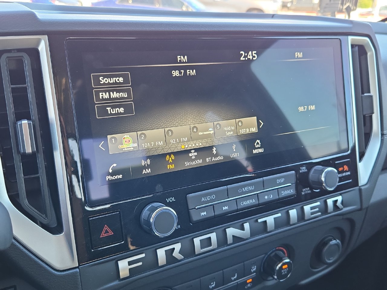 Certified 2025 Nissan Frontier SV RWD image 22