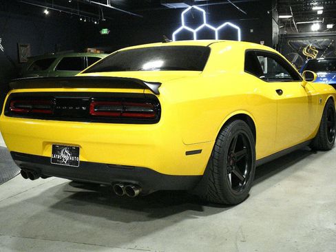 Used 2018 Dodge Challenger R/T Scat Pack image 13