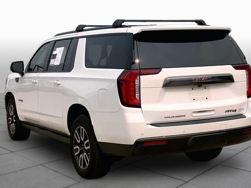 Used 2021 GMC Yukon XL AT4 w/ AT4 Premium Package AWD/4WD image 11