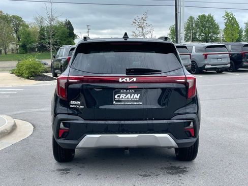New 2026 Kia Seltos EX FWD image 6