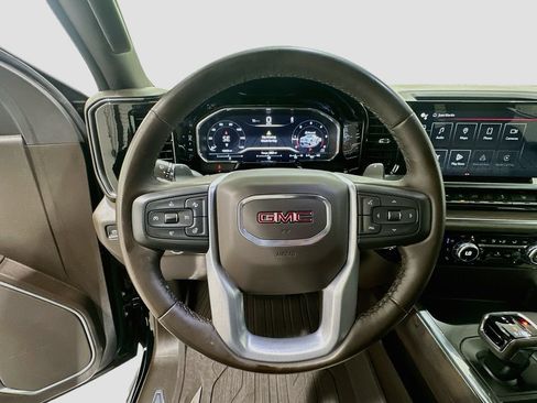Certified 2024 GMC Sierra 1500 SLT w/ SLT Convenience Package AWD/4WD image 11
