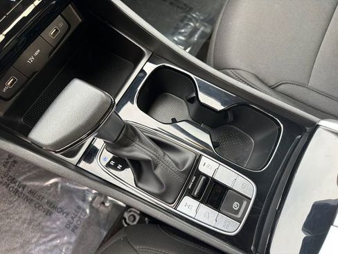 Used 2024 Hyundai Tucson SE image 35