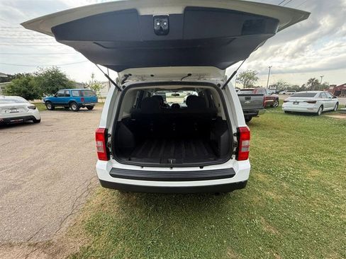 Used 2013 Jeep Patriot Sport w/ PWR Value Group image 18