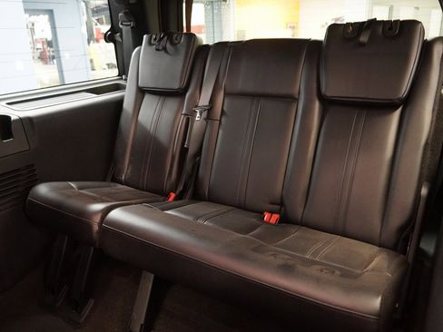 Used 2015 Lincoln Navigator 4WD image 22