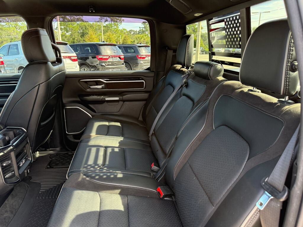 Used 2022 RAM 1500 Laramie AWD/4WD image 11
