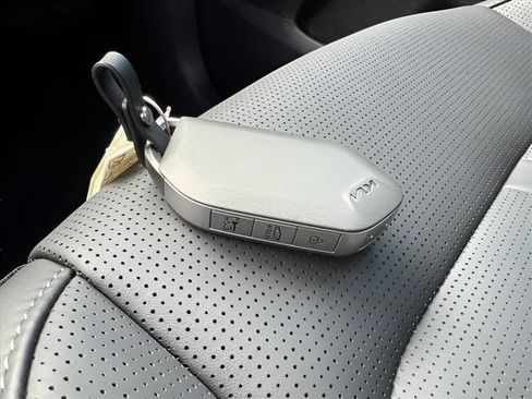 New 2025 Kia Sorento EX w/ EX Panoramic Sunroof Package image 12