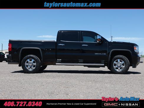 Used 2019 GMC Sierra 3500 Denali AWD/4WD image 3