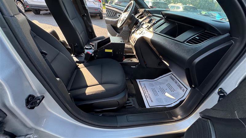 Used 2015 Ford Taurus Police Interceptor AWD image 37