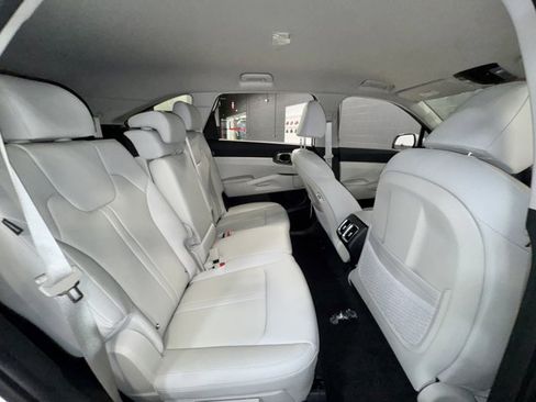 New 2026 Kia Sorento S FWD image 28