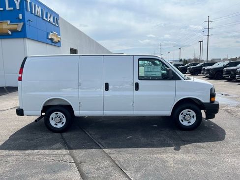 New 2025 Chevrolet Express 2500 w/ Driver Convenience Package RWD image 8