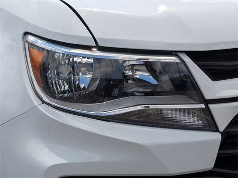 Used 2022 Chevrolet Colorado LT w/ LT Convenience Package image 10