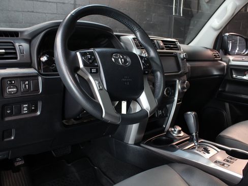 Used 2019 Toyota 4Runner SR5 Premium AWD/4WD image 25